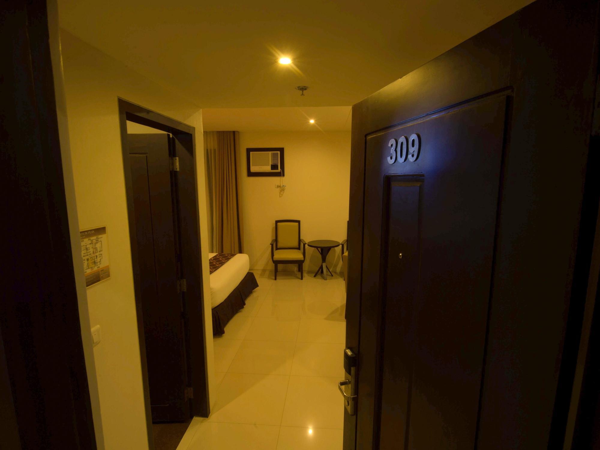 Infinity Suites Davao City Exterior foto