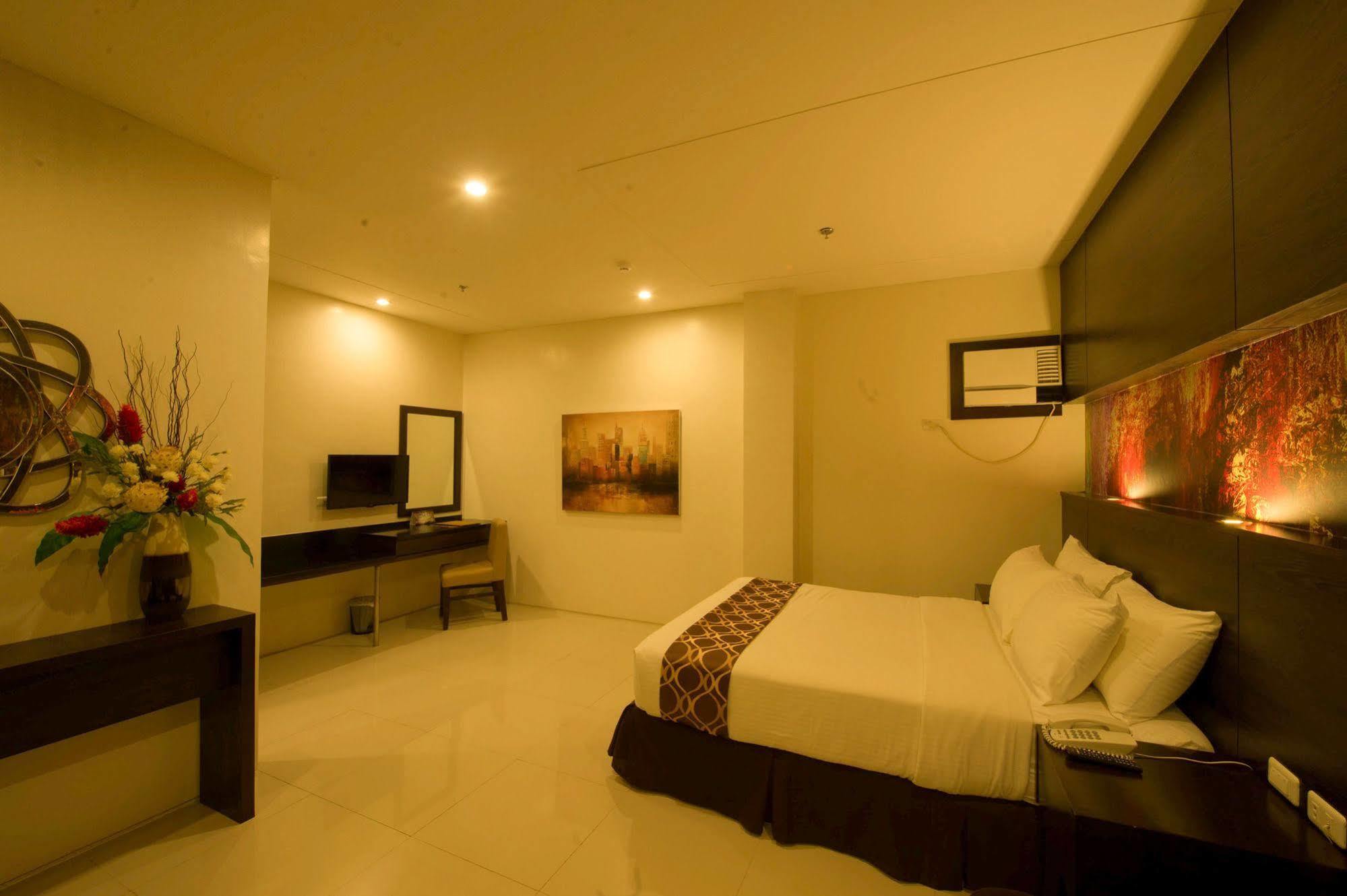 Infinity Suites Davao City Exterior foto