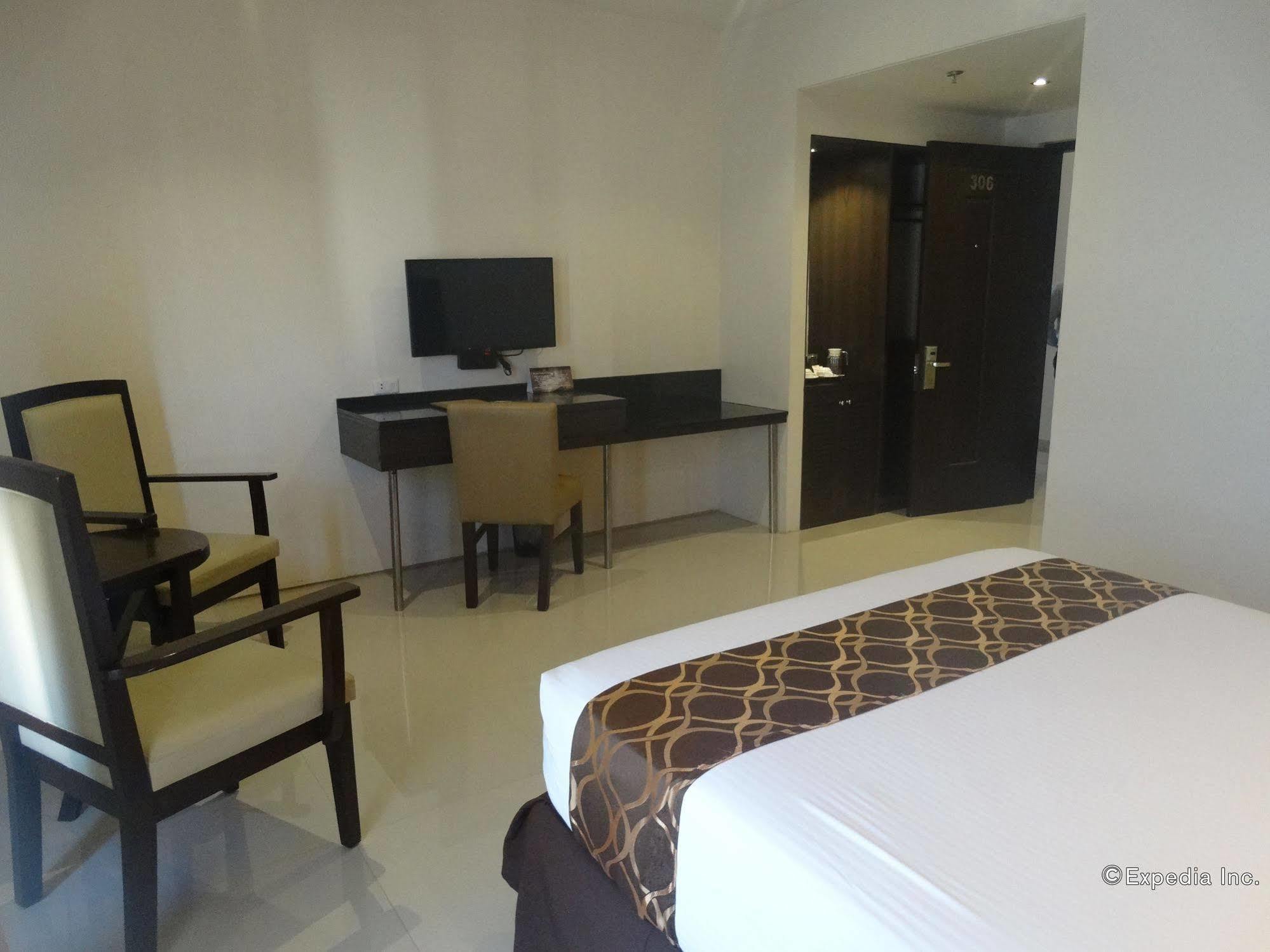 Infinity Suites Davao City Exterior foto