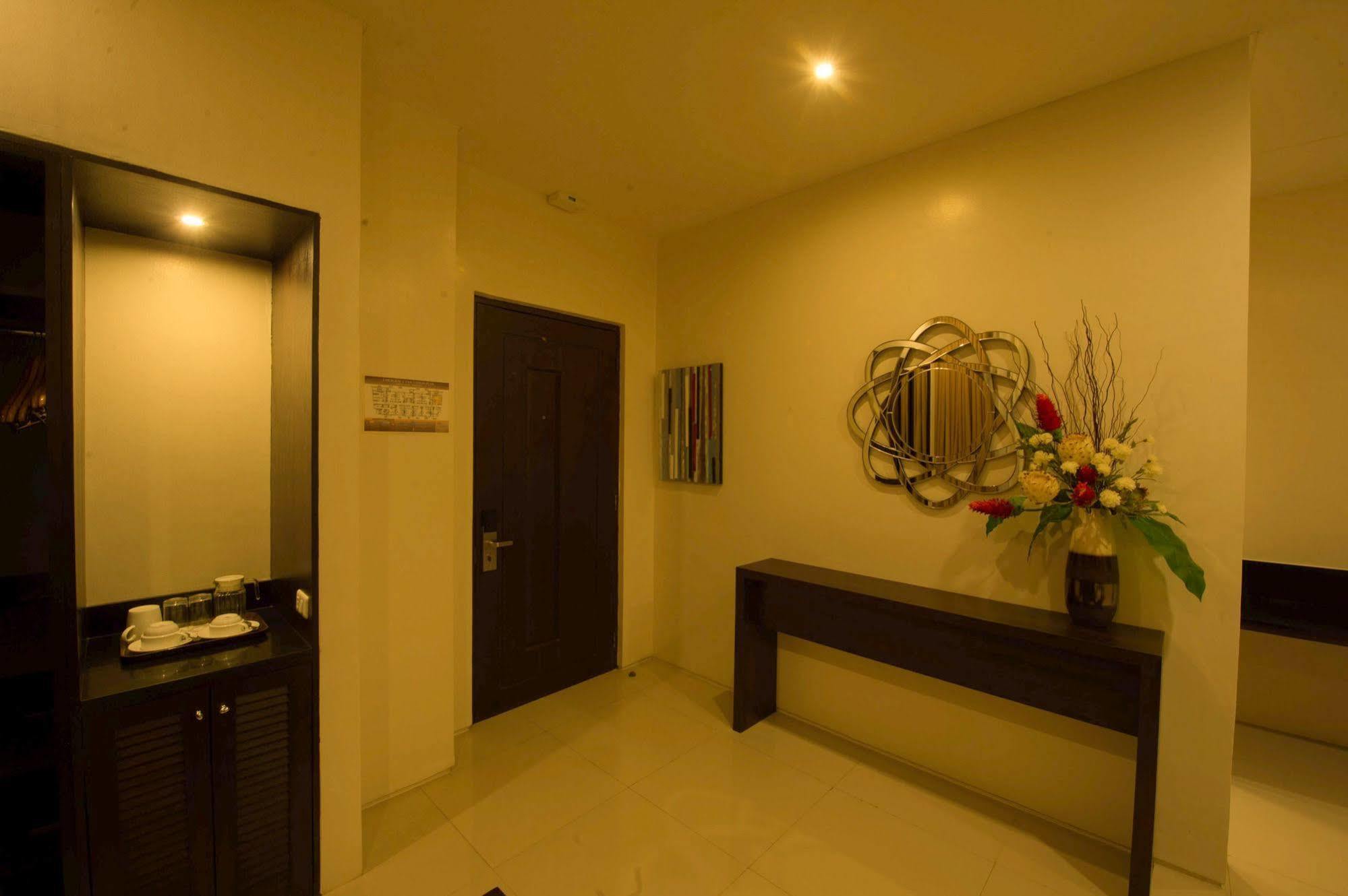 Infinity Suites Davao City Exterior foto