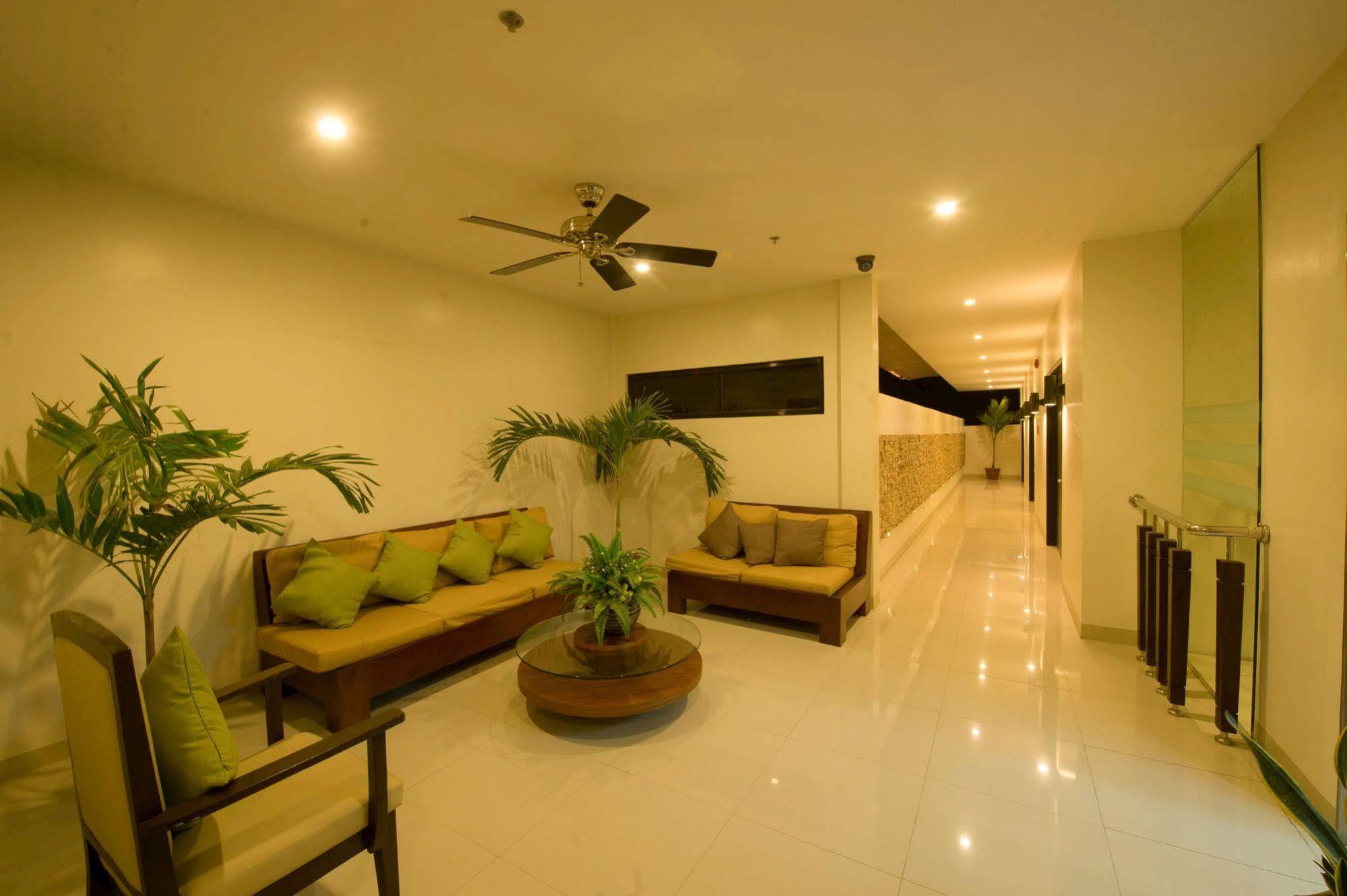 Infinity Suites Davao City Exterior foto
